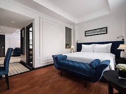 The Flower Boutique Hotel & Travel