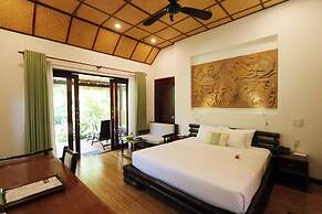Bamboo Village Beach Resort & Spa