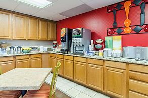 Quality Inn Junction City - Near Fort Riley