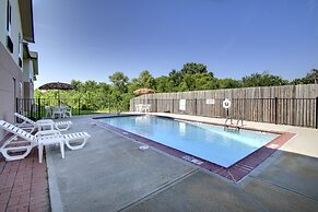 Quality Inn Junction City - Near Fort Riley