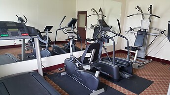 Budget Host Inn & Suites