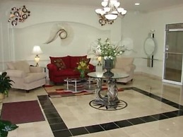 Budget Host Inn & Suites