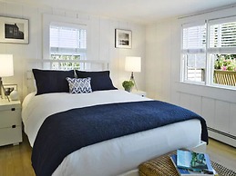 The Cottages at Nantucket Boat Basin