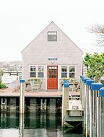 The Cottages at Nantucket Boat Basin
