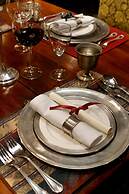 Le Convivial Luxury Suites & Spa