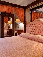 Le Convivial Luxury Suites & Spa