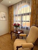 Great Greece Le Convivial Suites