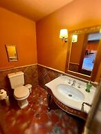 Great Greece Le Convivial Suites