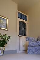 Le Convivial Luxury Suites & Spa