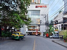 Le Fenix Sukhumvit