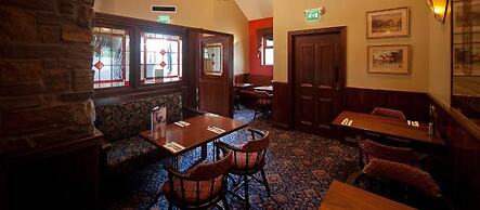 Corr's Corner Hotel