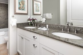 Rivertide Suites Hotel