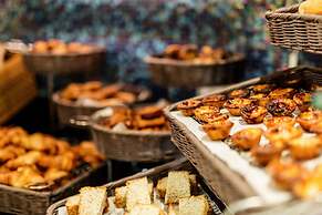 Hilton Vilamoura As Cascatas Golf Resort & Spa