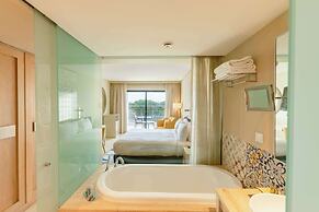 Hilton Vilamoura As Cascatas Golf Resort & Spa