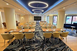 Hilton Vilamoura As Cascatas Golf Resort & Spa