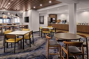 Fairfield Inn and Suites by Marriott Kelowna