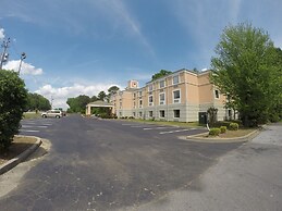 Jameson Inn and Suites Riverdale