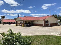 Regency 7 Motel