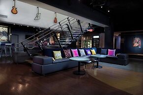 Aloft Nashville West End
