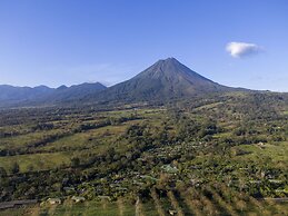 Arenal Manoa & Hot Springs Resort