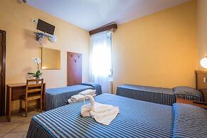 Hotel Real