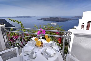 Aigialos Luxury Traditional Settlement