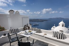 Aigialos Luxury Traditional Settlement