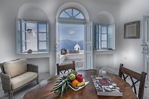 Aigialos Luxury Traditional Settlement