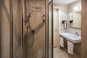 Mercure Roma Centro St. John