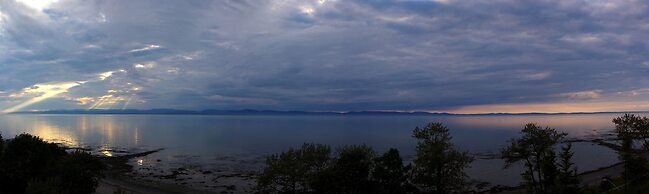 Auberge De La Pointe