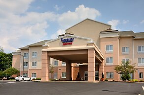 Fairfield Inn & Suites by Marriott State College