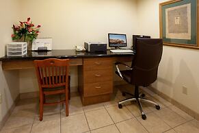 Holiday Inn Express & Suites Zapata by IHG