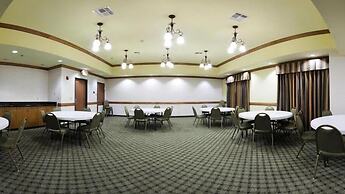 Holiday Inn Express & Suites Zapata by IHG