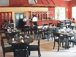 Howard Johnson by Wyndham Resort Pilar