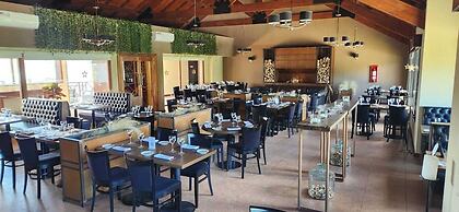 Xelena Hotel & Suites