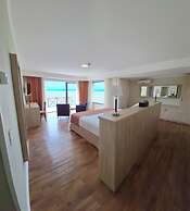 Xelena Hotel & Suites