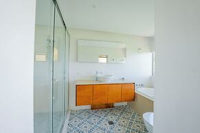 Azure Sea Whitsunday Resort