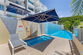 Azure Sea Whitsunday Resort