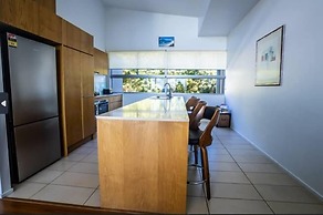 Azure Sea Whitsunday Resort