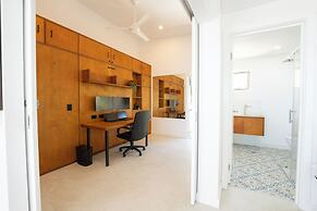 Azure Sea Whitsunday Resort