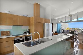 Azure Sea Whitsunday Resort