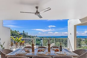 Azure Sea Whitsunday Resort
