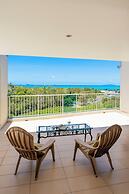 Azure Sea Whitsunday Resort