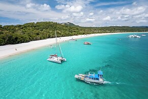 Azure Sea Whitsunday Resort