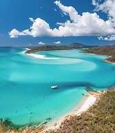 Azure Sea Whitsunday Resort