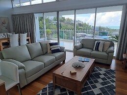 Azure Sea Whitsunday Resort