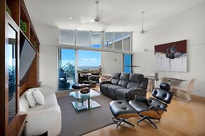 Azure Sea Whitsunday Resort