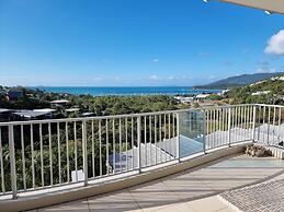 Azure Sea Whitsunday Resort