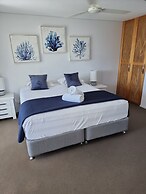 Azure Sea Whitsunday Resort