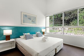 Azure Sea Whitsunday Resort